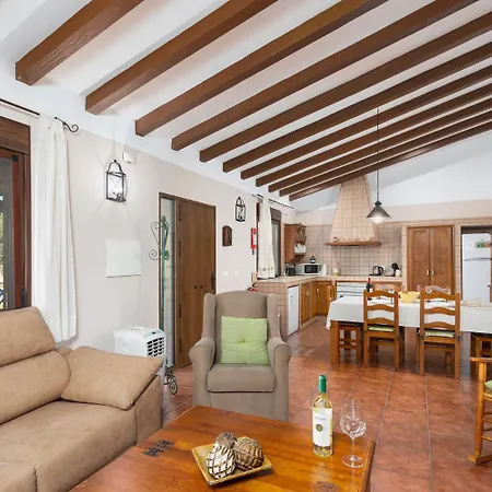 Loli Imaroga One Villa